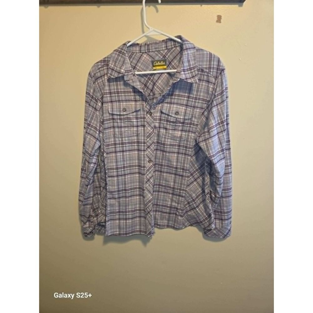 Cabelas Button Down Shirt Womens XL Purple Plaid Excellent Long Sleeve Outdoor